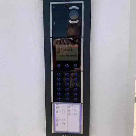 Casa Casu: Beachfront With Sea Views And Dual Pools *