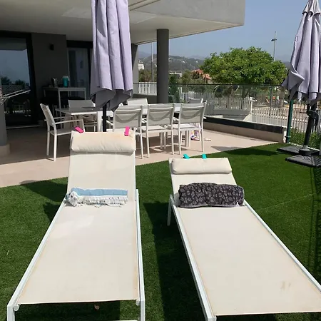 Apartamento Casa Casu New Stunning 3 Bed Raised Ground Floor & Huge Balcony With Sea Pool & Mountain View Indoor & Outdoor Swimming Pools & Gym Walking Distance To Port Traveller Award 2023