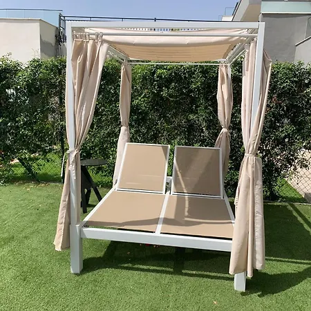 아파트 Casa Casu New Stunning 3 Bed Raised Ground Floor & Huge Balcony With Sea Pool & Mountain View Indoor & Outdoor Swimming Pools & Gym Walking Distance To Port Traveller Award 2023 에스테포나
