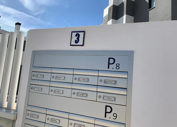 Apartment Casa Casu: Beachfront With Sea Views And Dual Pools