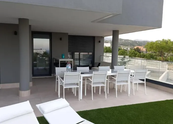 Casa Casu: Beachfront With Sea Views And Dual Pools