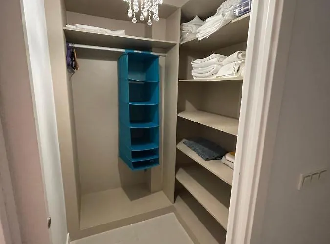 Apartamento Casa Casu New Stunning 3 Bed Raised Ground Floor Apartment&huge Balcony With Sea Pool&mountain View Indoor&outdoor Swimming Pools&gym Walking Distance To Port Traveller Award 2023 *