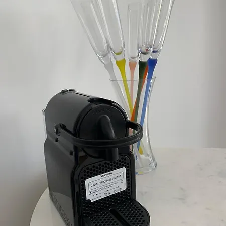 Casa Casu New Stunning 3 Bed Raised Ground Floor & Huge Balcony With Sea Pool & Mountain View Indoor & Outdoor Swimming Pools & Gym Walking Distance To Port Traveller Award 2023 *