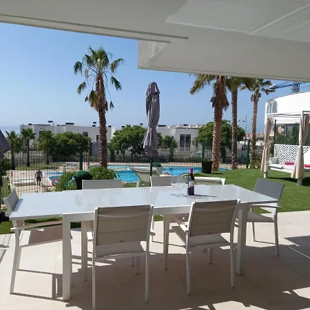 Casa Casu New Stunning 3 Bed Raised Ground Floor & Huge Balcony With Sea Pool & Mountain View Indoor & Outdoor Swimming Pools & Gym Walking Distance To Port Traveller Award 2023 Daire *