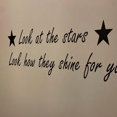 Casa Casu New Stunning 3 Bed Raised Ground Floor & Huge Balcony With Sea Pool & Mountain View Indoor & Outdoor Swimming Pools & Gym Walking Distance To Port Traveller Award 2023 Daire