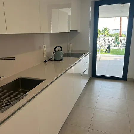 Casa Casu New Stunning 3 Bed Raised Ground Floor & Huge Balcony With Sea Pool & Mountain View Indoor & Outdoor Swimming Pools & Gym Walking Distance To Port Traveller Award 2023