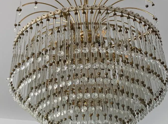 Casa Casu New Stunning 3 Bed Raised Ground Floor & Huge Balcony With Sea Pool & Mountain View Indoor & Outdoor Swimming Pools & Gym Walking Distance To Port Traveller Award 2023 إِستيبونا